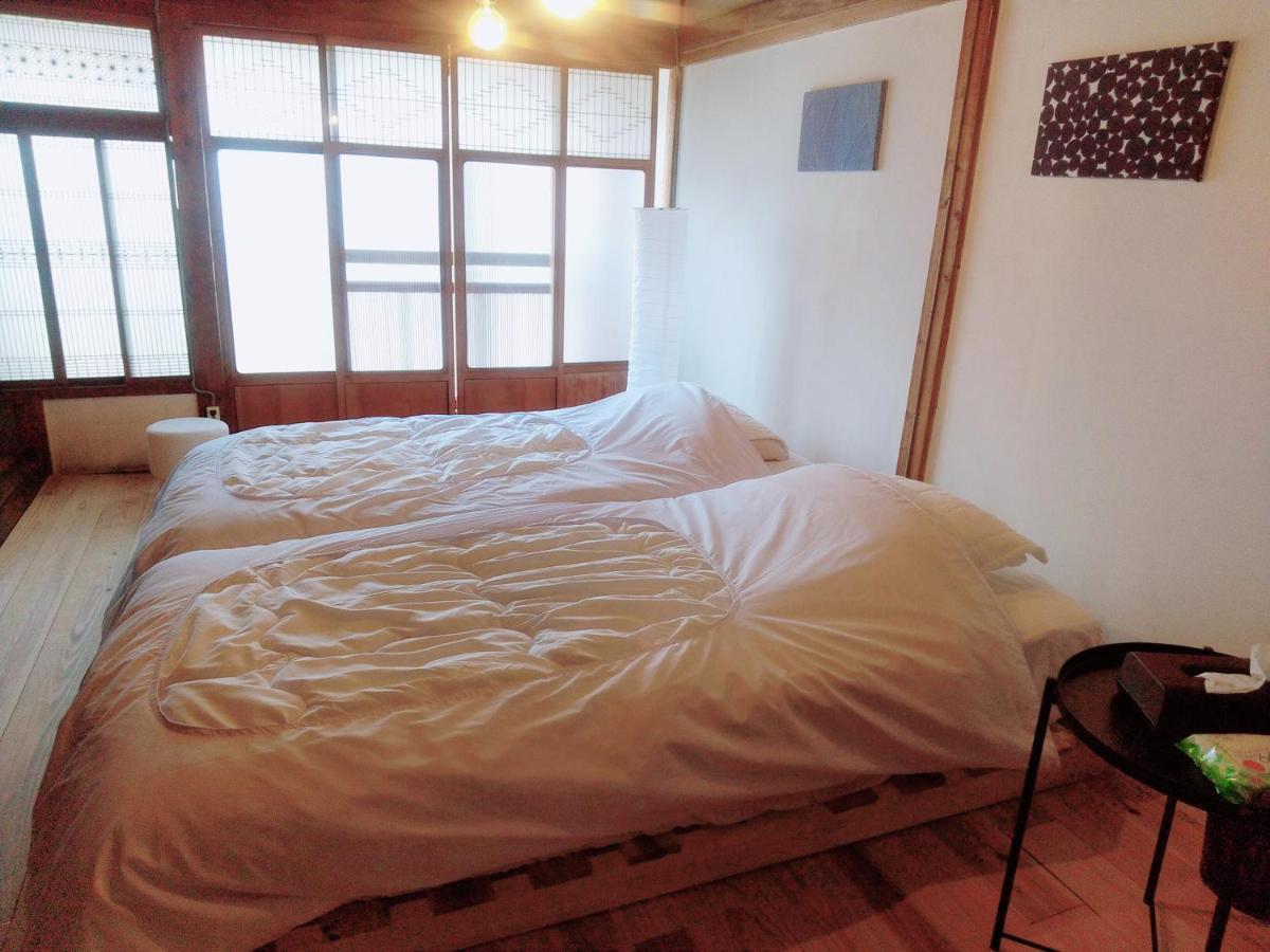 呼子の港路地の古民家一棟貸切宿梵soyogi Karatsu Buitenkant foto